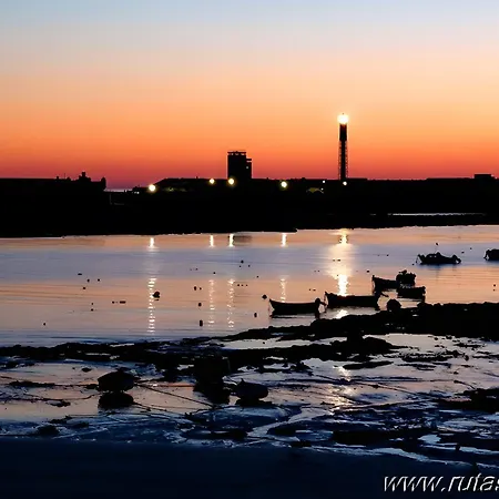 La Bella Escondida * Καντίζ
